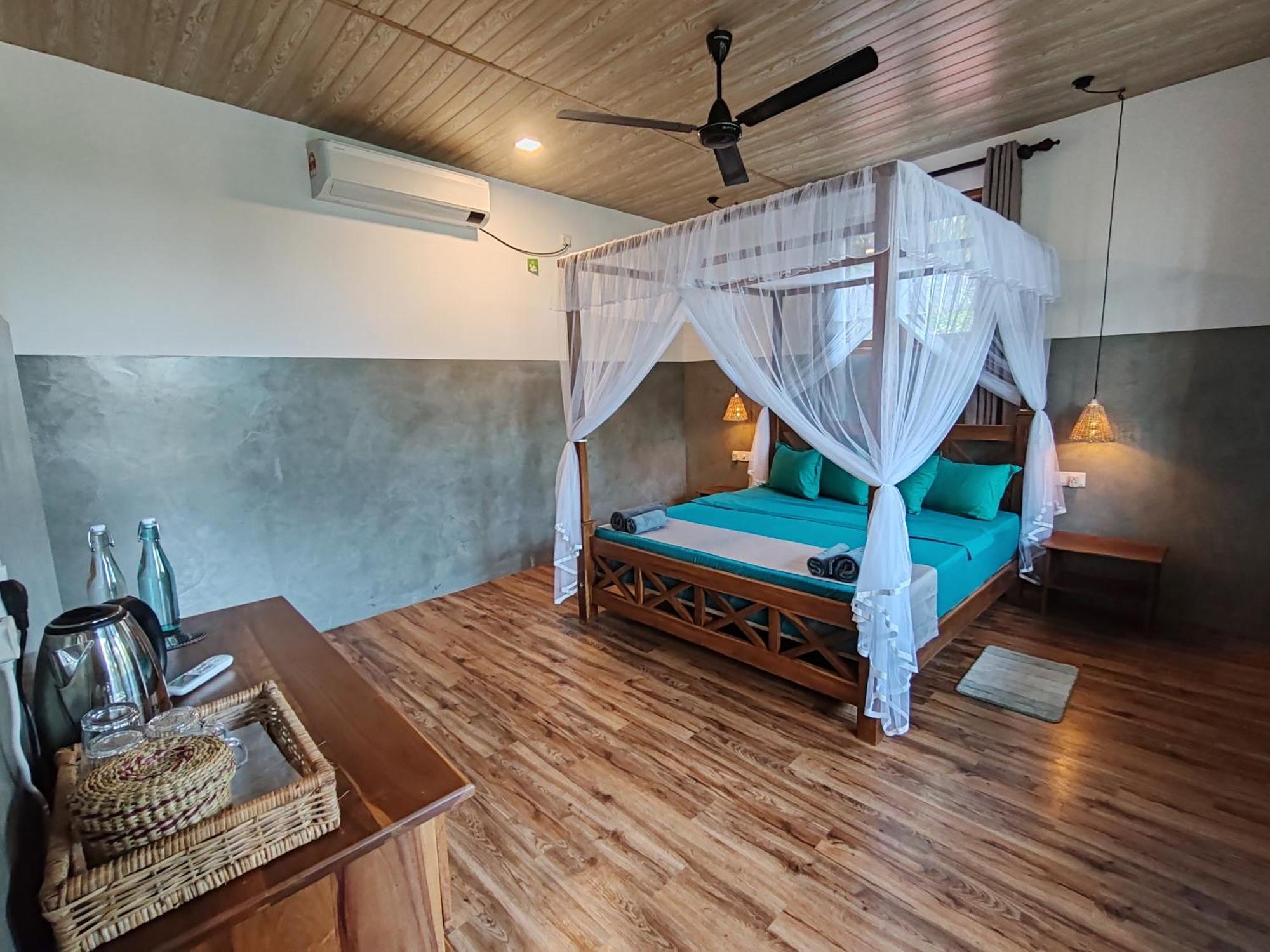 The Jungle View Hotel Mirissa Ngoại thất bức ảnh